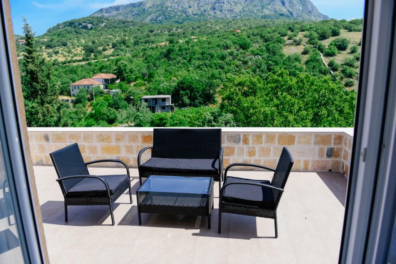 Djukic Winery Lägenhet Podgorica Exteriör bild