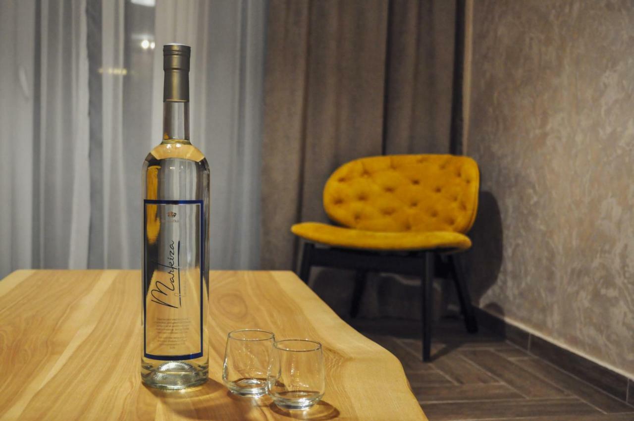 Djukic Winery Lägenhet Podgorica Exteriör bild